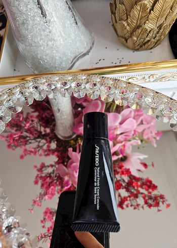 Shiseido BB Krem orta Ton Pembe - Görsel 3