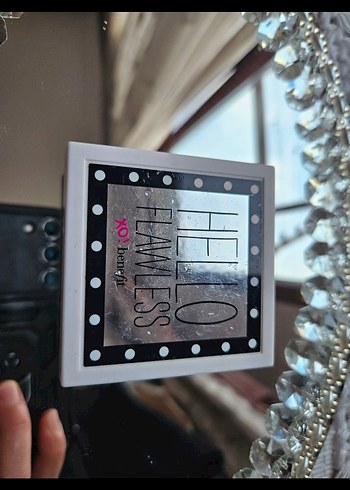 Orjinal Benefit Hello Flawless pudra - Görsel 2