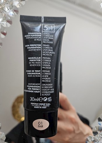 Deborah Siyah Parlak BB Krem SPF20 - Görsel 3