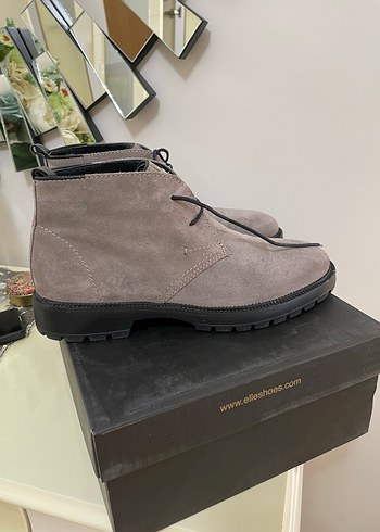 Elle marka erkek süet bot - Görsel 3