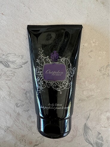 Avon Outdpoken by fergie Body Lotion