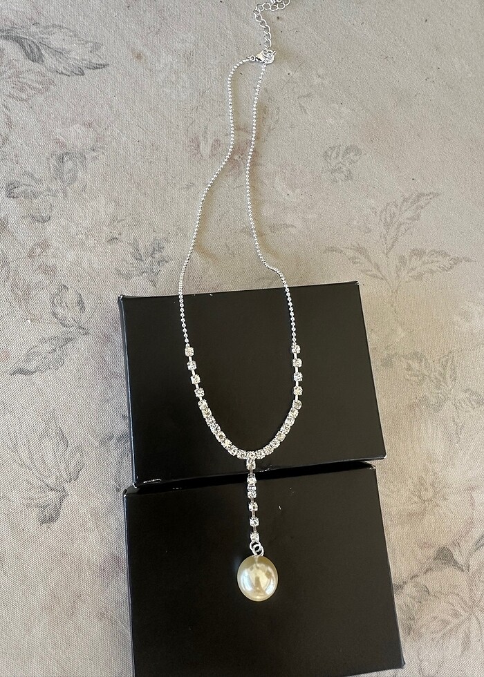 Avon kolye - Görsel 3