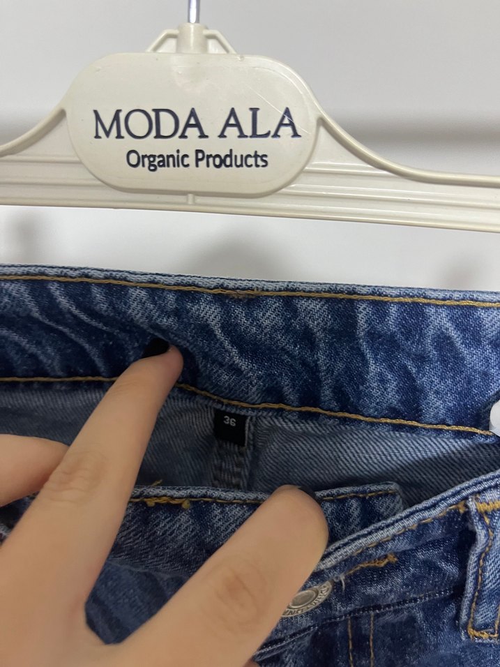 Kadın Mavi Bol Kesim Midi Kot Pantolon - Görsel 2