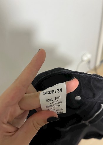 Siyah Mini Denim Şort - Görsel 4