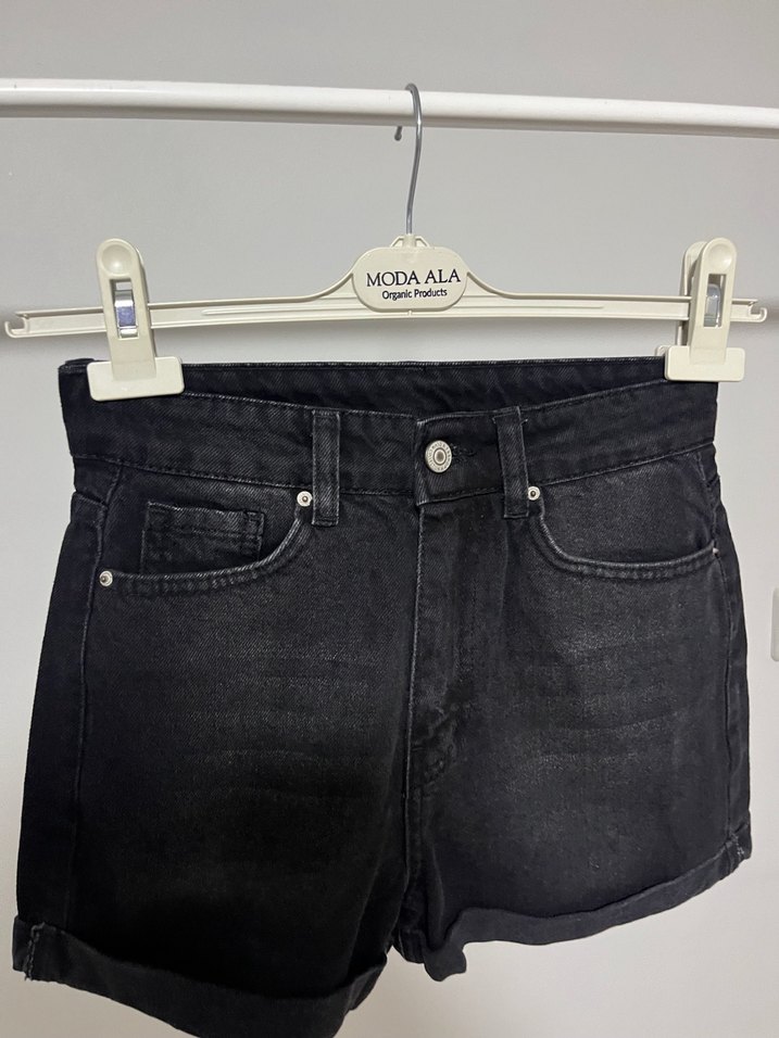 Siyah Mini Denim Şort - Görsel 2