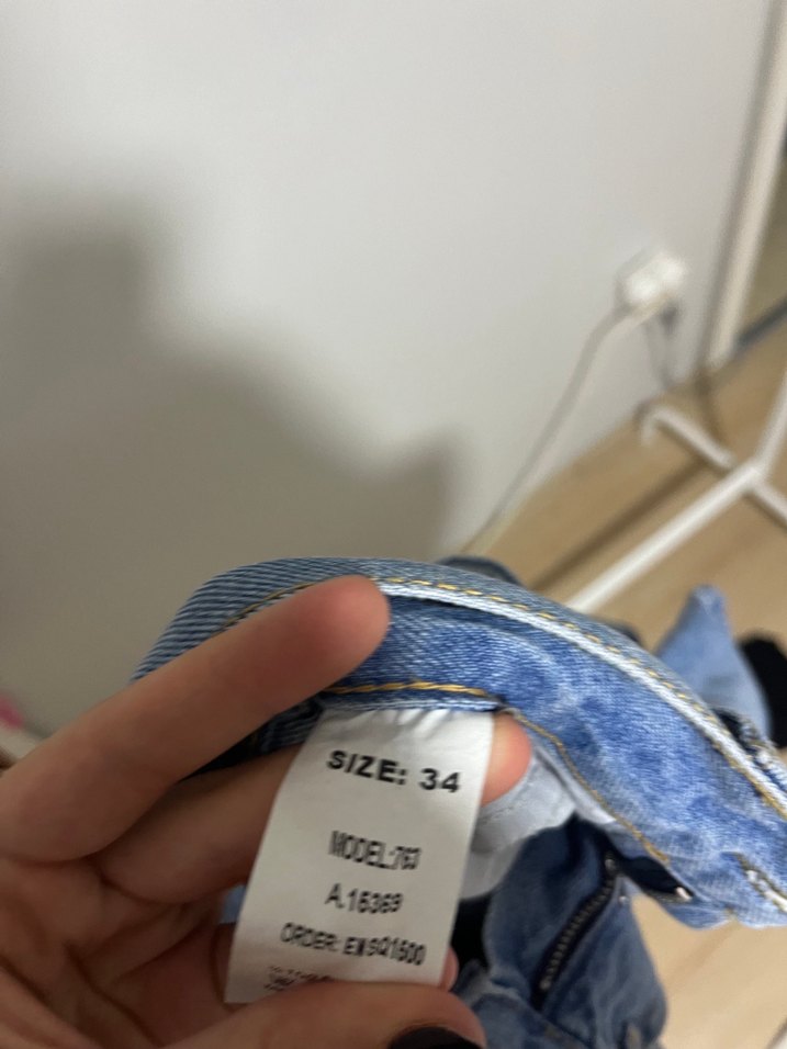 Kadın Mavi Kısa Kot Şort - Görsel 3