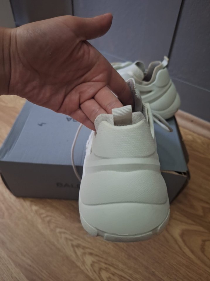 zara 34 no spor ayakkabı - Görsel 2