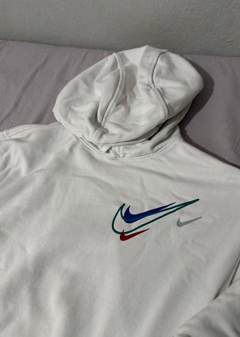Erkek Beyaz ve Mavi Kapüşonlu Sweatshirt Nike