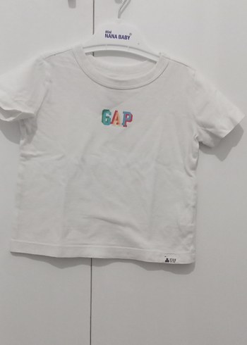 Gap Beyaz Pamuklu Erkek Çocuk Tişörtü