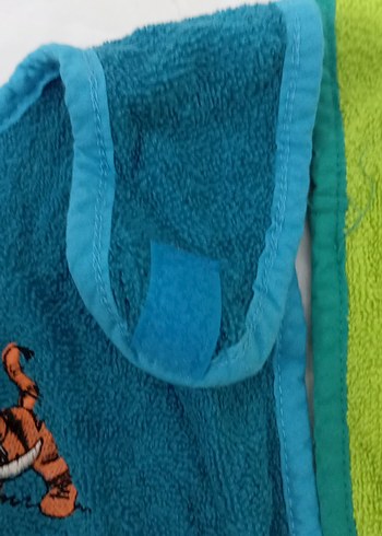 Renkli Nakışlı Bebek Önlükleri - Görsel 4