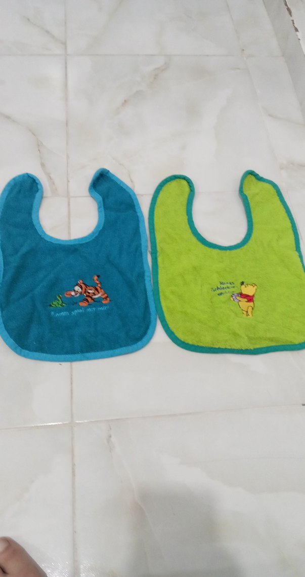 Renkli Nakışlı Bebek Önlükleri - Görsel 2