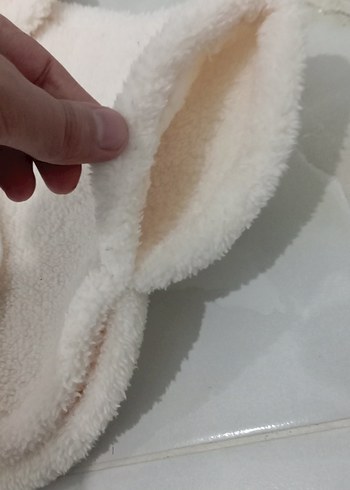 Kız Çocuk Beyaz Kapüşonlu Poncho - Görsel 3