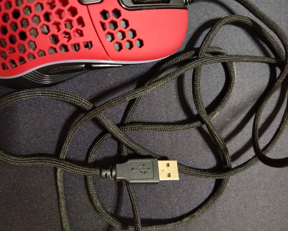 Kırmızı Delikli  Aydınlatmalı Oyuncu Mouse - Görsel 4