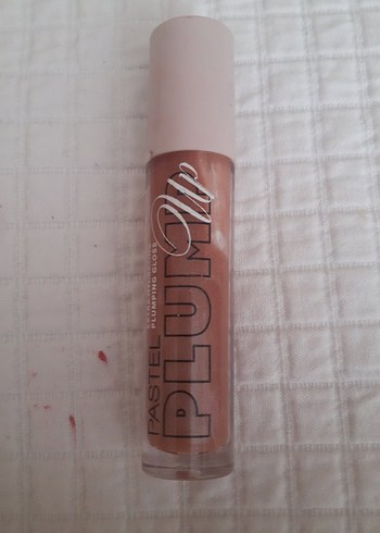 Pastel Beige lip gloss