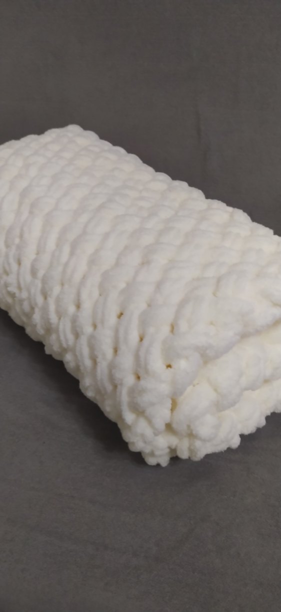 Beyaz Örgü Çocuk Battaniyesi - Görsel 2