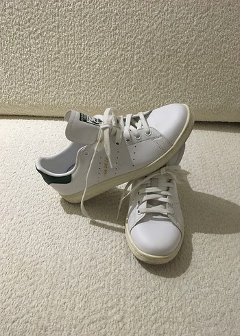 Beyaz Spor Ayakkabı - Günlük Rahatlık - Görsel 2