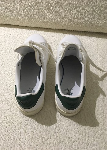 Beyaz Spor Ayakkabı - Günlük Rahatlık - Görsel 4