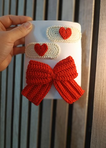 Kırmızı Kalpli Örgü Saç Tokaları Seti - Görsel 2