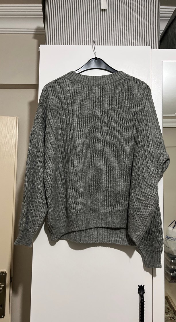 Gri Kadın Triko Kazak, Bisiklet Yaka, Rahat Kesim - Görsel 2