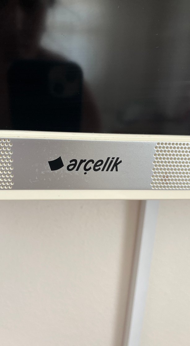 Arçelik televizyon Beyaz Çerçeveli Duvara Monteli Monitör - Görsel 2