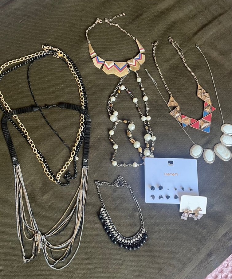 Toplu Makyaj , Bakım ve Takılar - Görsel 3