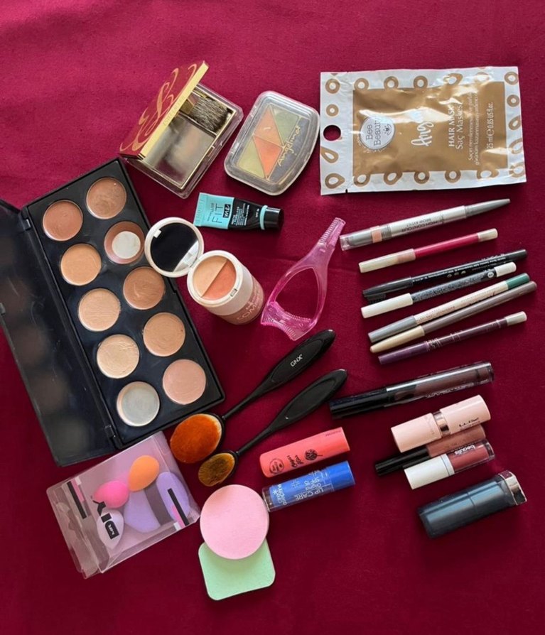 Toplu Makyaj , Bakım ve Takılar - Görsel 5