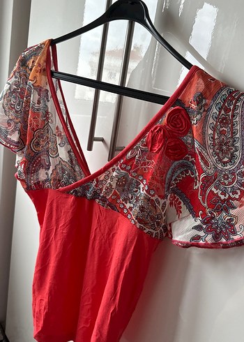 Şifon Detaylı bohem V Yaka mercan renkli Bluz - Görsel 5