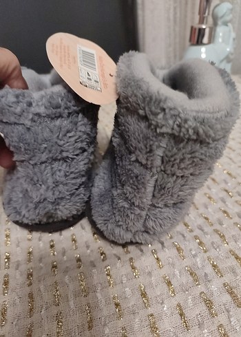 Gri  Sıcak Kürklü Ev Terliği - Görsel 3