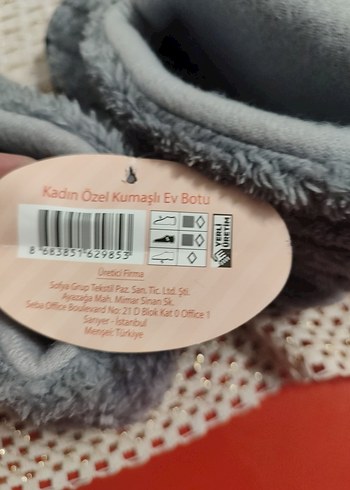 Gri  Sıcak Kürklü Ev Terliği - Görsel 4