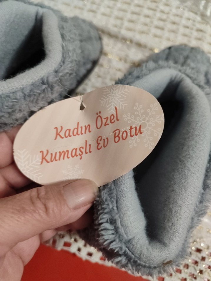 Gri  Sıcak Kürklü Ev Terliği - Görsel 5