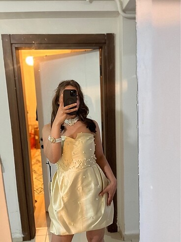 m Beden altın Renk Gold inci detaylı mini abiye