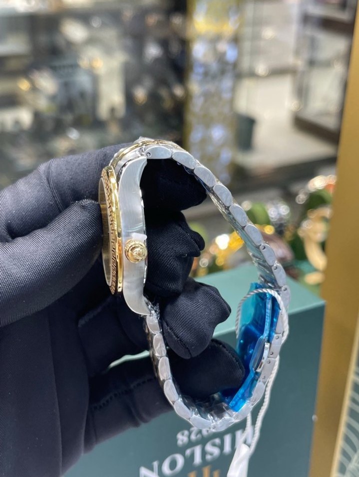 Versace çelik Klasik Yeşil Kadın Saati - Görsel 2