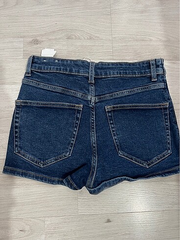 s Beden Pull&Bear şort kot etek
