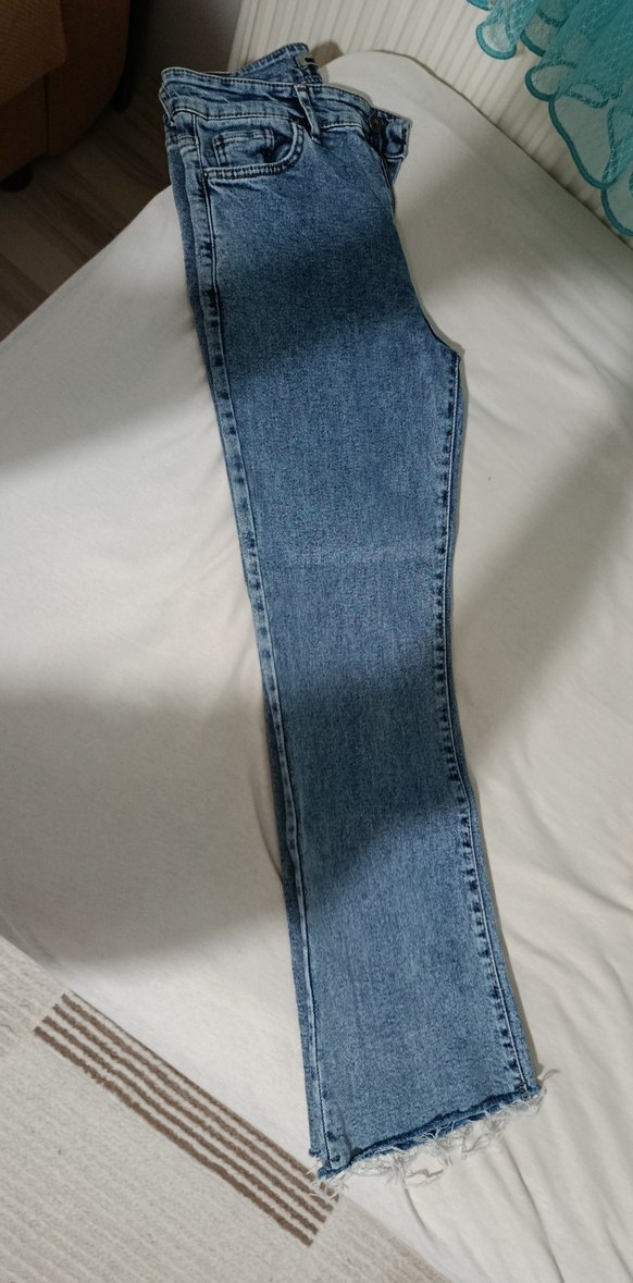 Yüksek Bel Açık Mavi Denim Jean — görsel 2/5