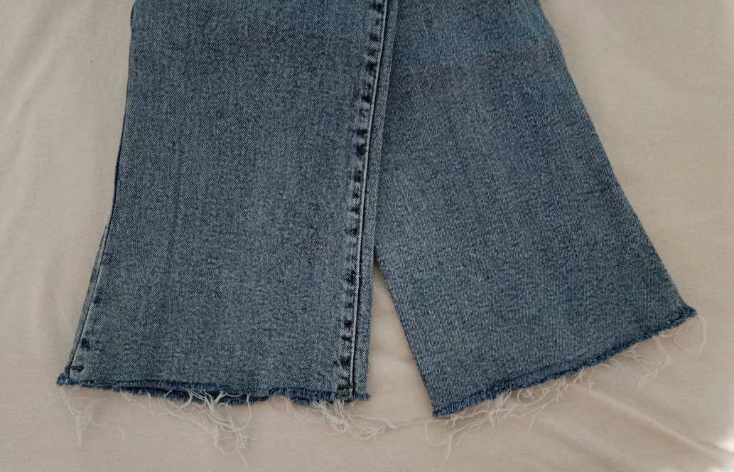 Yüksek Bel Açık Mavi Denim Jean — görsel 3/5