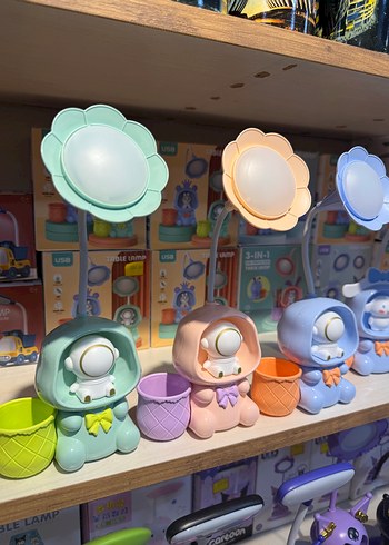 Pastel Renkli Ayarlanabilir Masa Lambası - Görsel 2