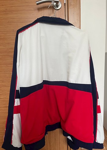 Erkek Beyaz Kırmızı Spor Mont - Görsel 3