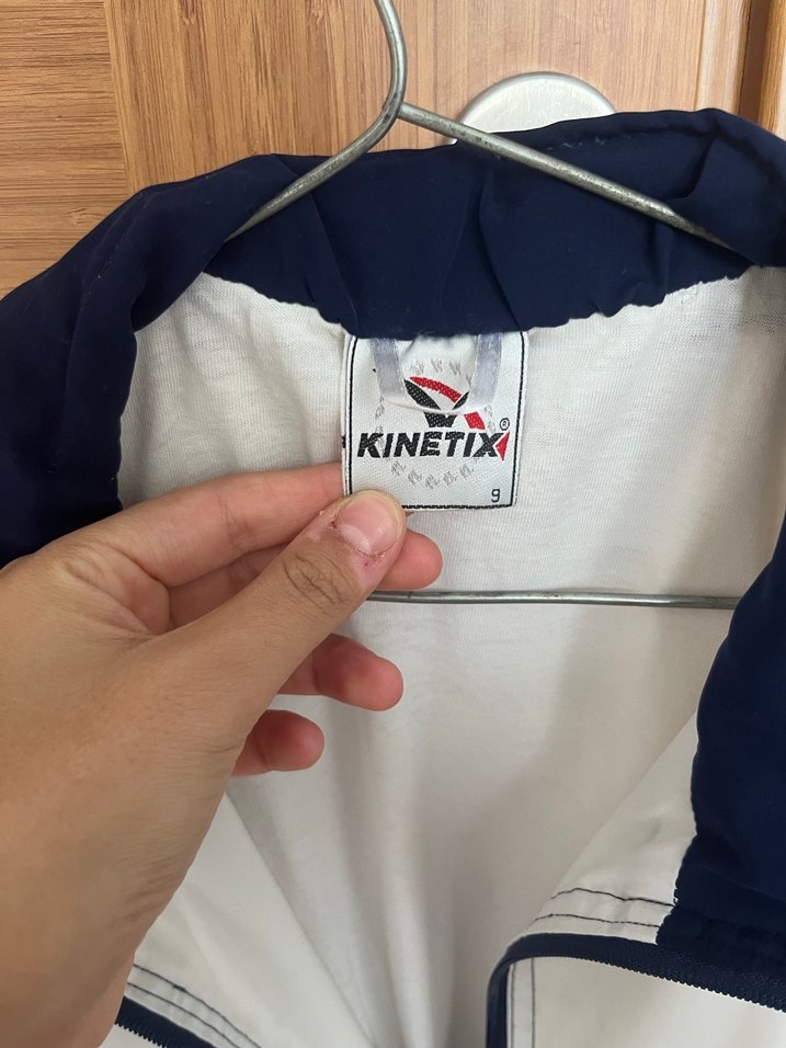 Erkek Beyaz Kırmızı Spor Mont - Görsel 2