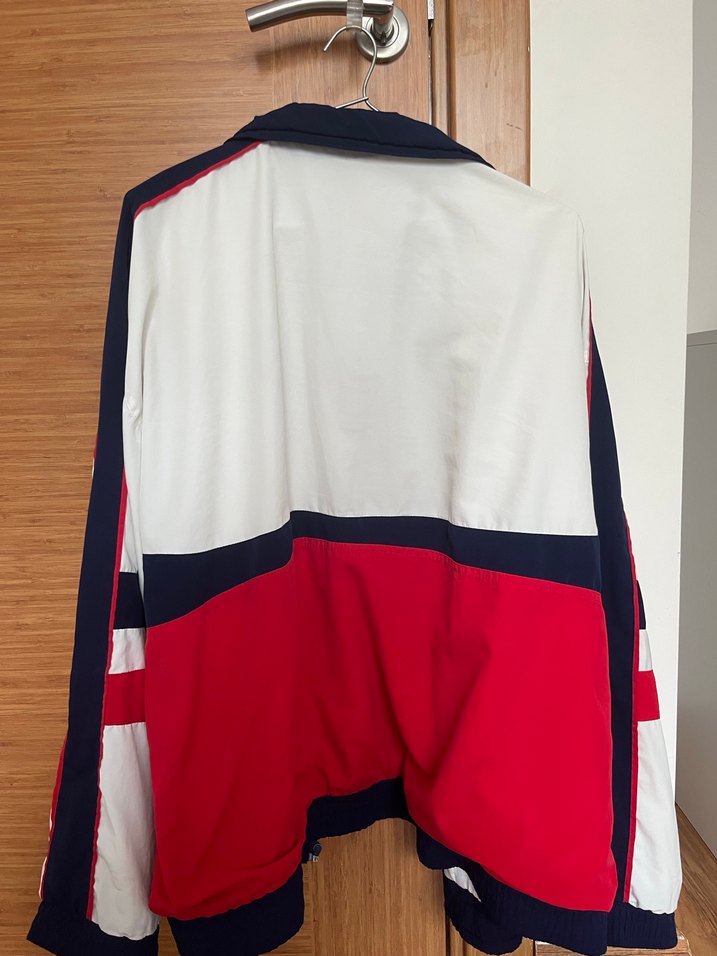 Erkek Beyaz Kırmızı Spor Mont - Görsel 3