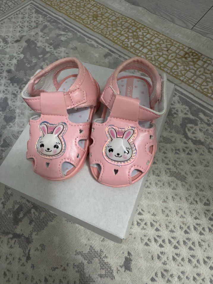 Kelebek Detaylı Yeşil Kız Çocuk Sandalet - Görsel 2