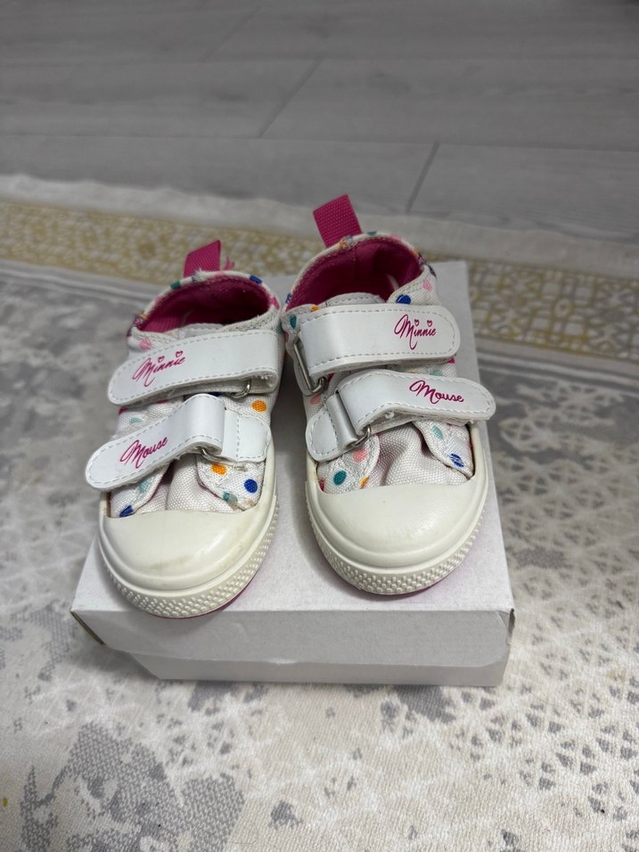 Kız Çocuk Beyaz Renkli Baskılı Spor Ayakkabı - Görsel 2