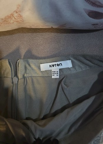 Koton Gri Nakışlı Dantel Detaylı Midi Etek