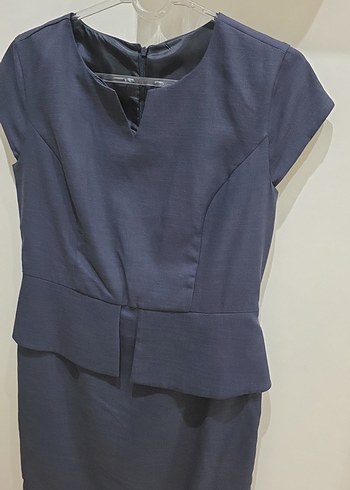 Kemerli V Yaka Midi Ofis Elbisesi - Görsel 3