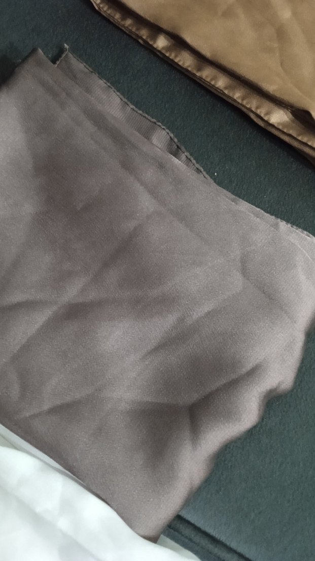 Mavi Kadın  renkli şalar - Görsel 3