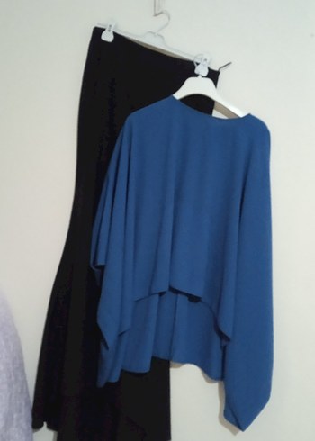 Kadın Mavi Drapeli takım balık etek yarasa kol gömlek - Görsel 3