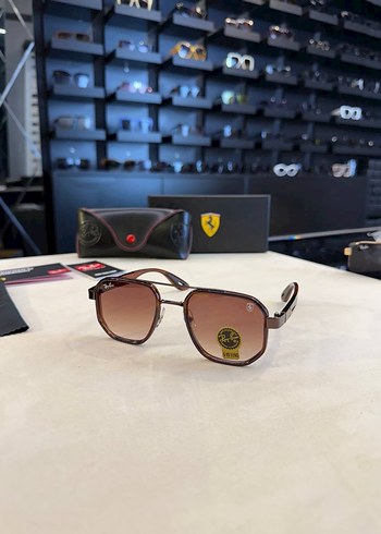 Ray-Ban Erkek Klasik Mavi Güneş Gözlüğü - Görsel 3