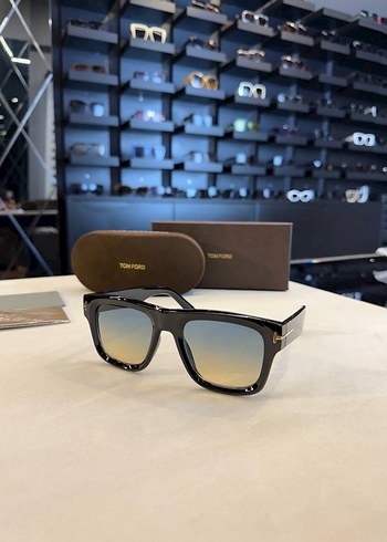 Tom ford erkek güneş gözlüğü - Görsel 2