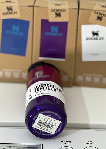 Parlak Mor Stanley Quencher Termos - Görsel 2