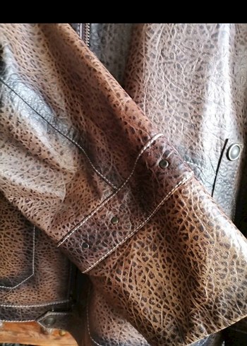 DEM LEATHER FARKLI BİR DERİMONT - Görsel 3