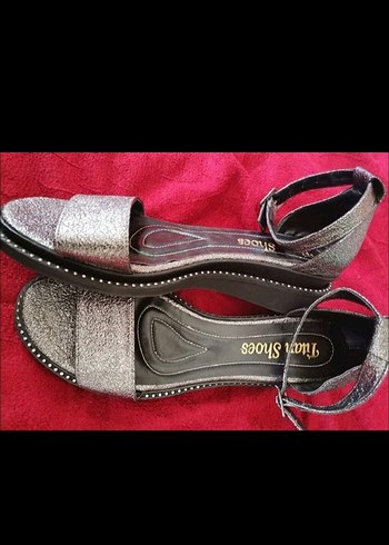 Gri  Dolgu topuklu sandalet.Titan shoes marka - Görsel 2